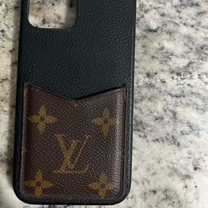 Louis V iPhone 12 Pro case